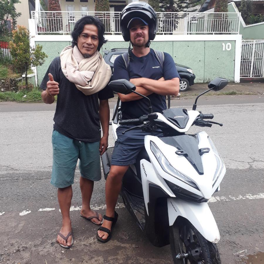 ホテル Toraja Manubackpacker ランテパオ エクステリア 写真