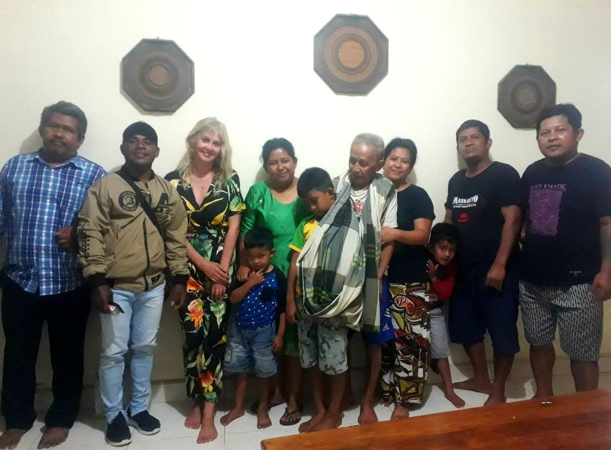ホテル Toraja Manubackpacker ランテパオ エクステリア 写真